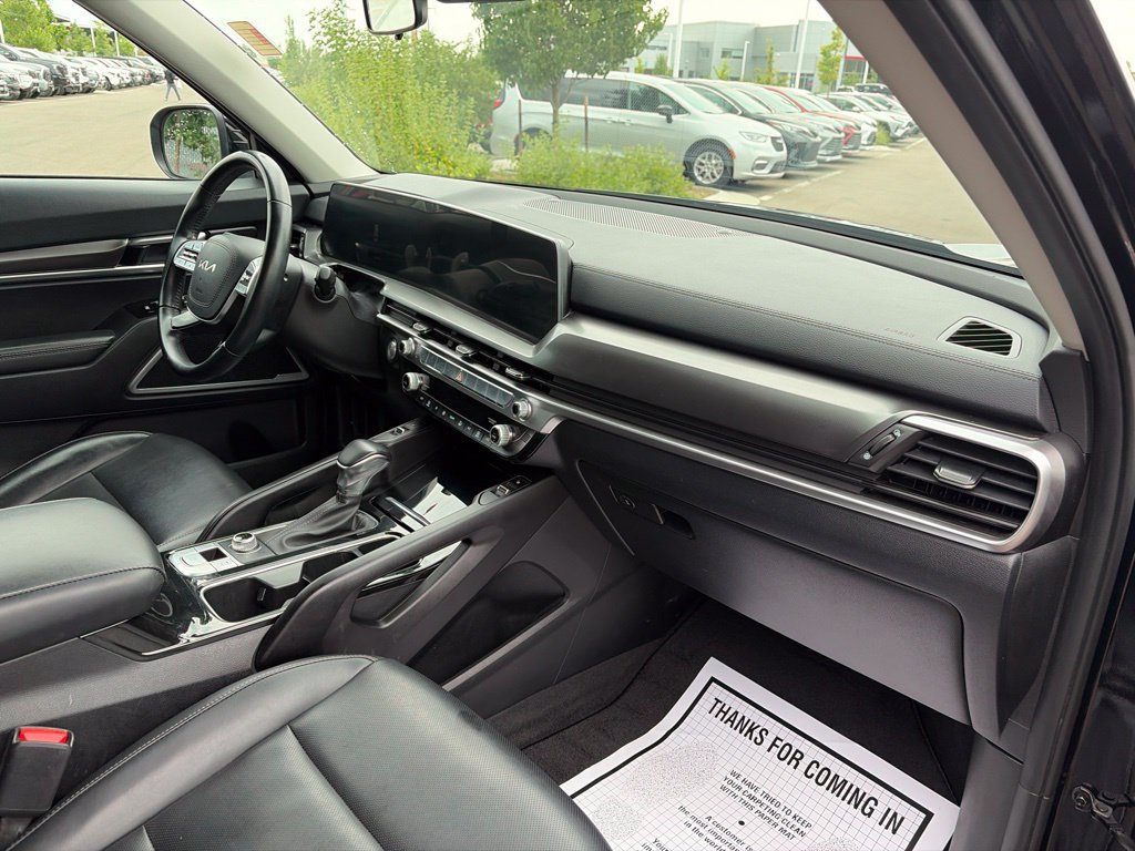Used 2025 Kia Telluride S AWD/4WD image 13