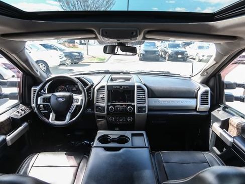 Used 2017 Ford F350 4x4 Crew Cab Super Duty image 30