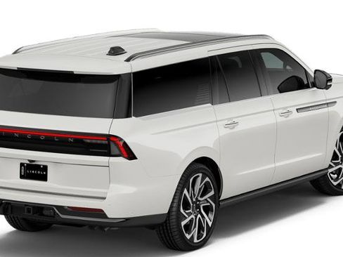 New 2026 Lincoln Navigator L Black Label AWD/4WD image 25