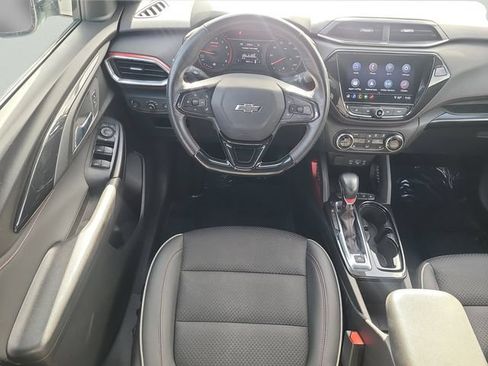 Used 2023 Chevrolet TrailBlazer RS w/ Convenience Package FWD image 13