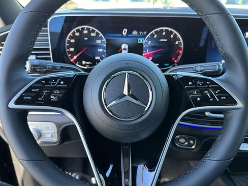 New 2026 Mercedes-Benz GLE 580 4MATIC image 11