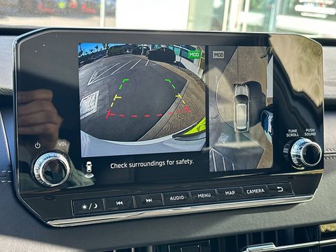 New 2025 Mitsubishi Outlander SE image 19