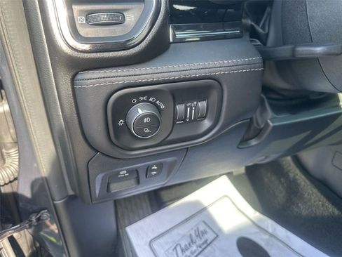 Used 2026 RAM 1500 Limited AWD/4WD image 33