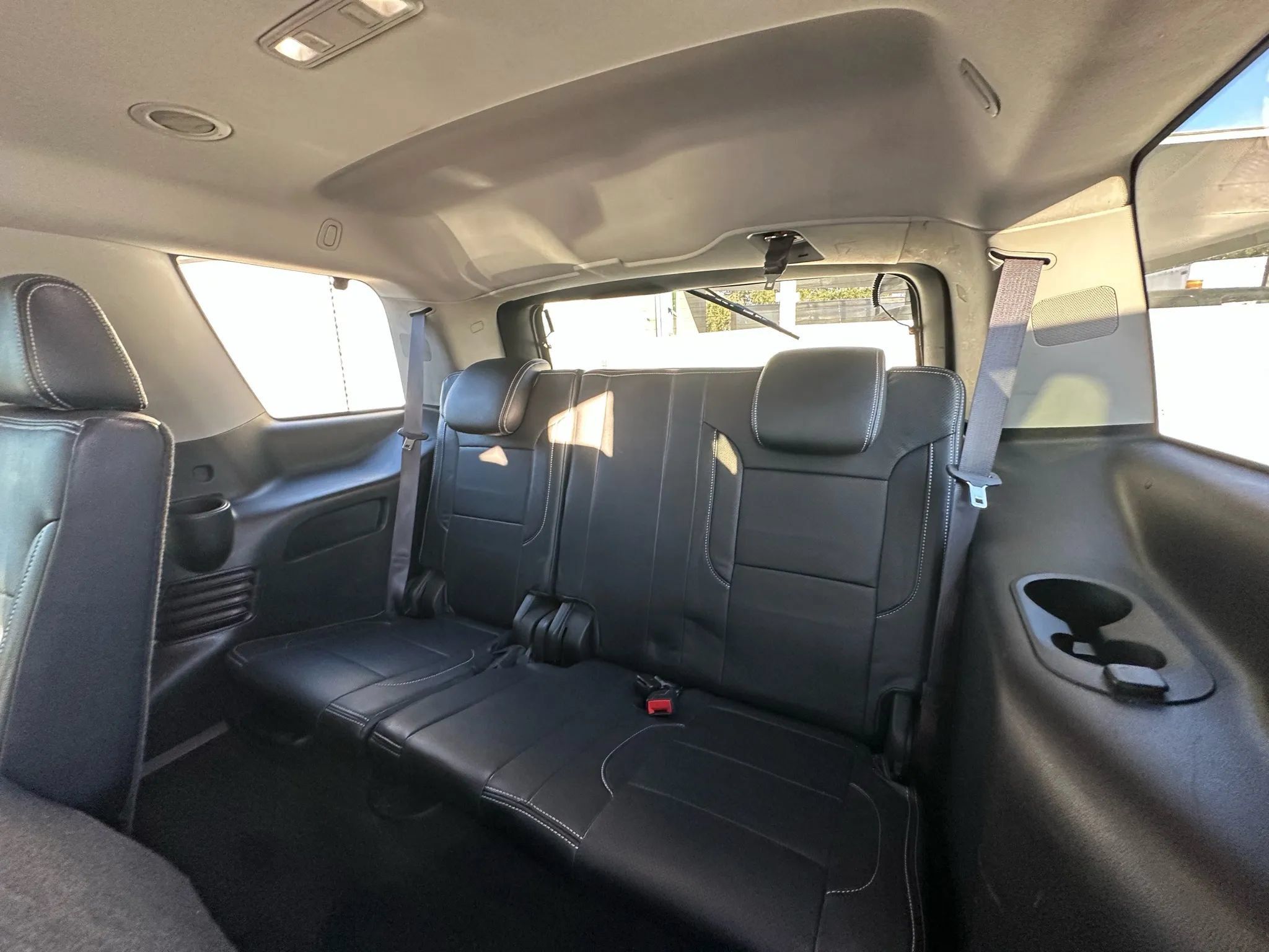 Used 2017 GMC Yukon SLE w/ Convenience Package RWD image 35