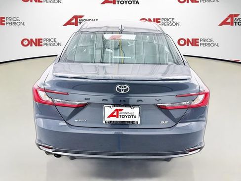 Certified 2025 Toyota Camry SE FWD image 7