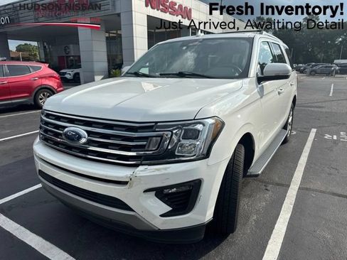 Used 2021 Ford Expedition XLT RWD image 1