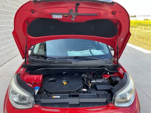 Used 2015 Kia Soul ! FWD image 43
