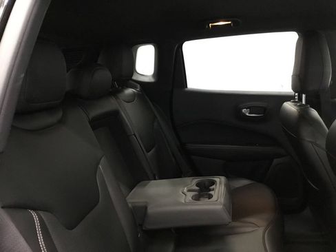 Used 2021 Jeep Compass Latitude AWD/4WD image 19