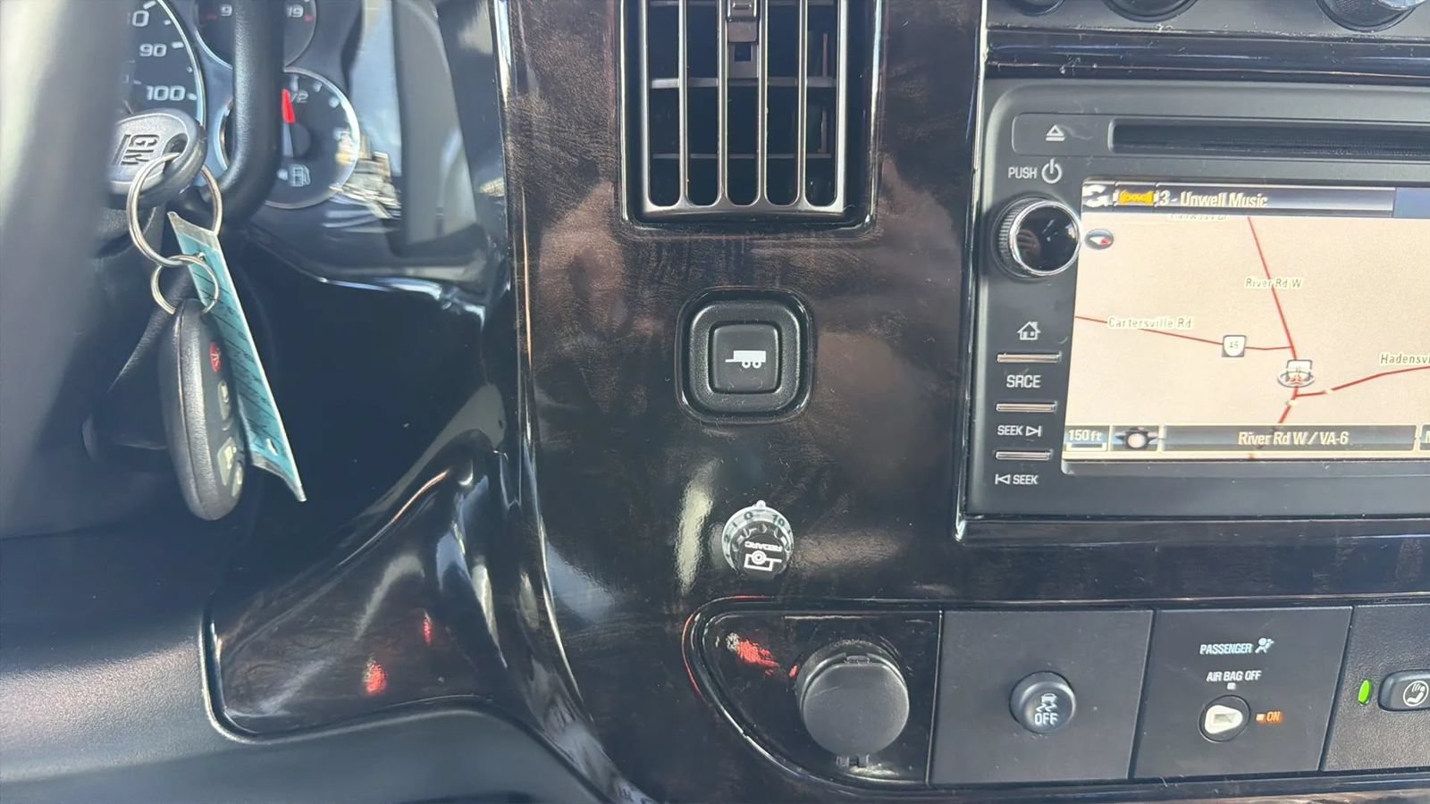 Used 2019 GMC Savana 2500 w/ Enhanced Convenience Package RWD image 31