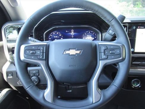 Used 2024 Chevrolet Silverado 1500 LT AWD/4WD image 21
