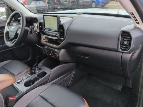 Used 2023 Ford Bronco Sport Outer Banks w/ Tech Package image 32