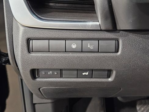 Used 2022 Nissan Rogue Platinum w/ Head-Up Display Package FWD image 26
