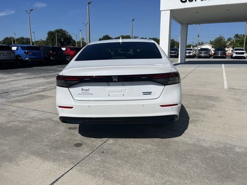 Used 2025 Honda Accord Touring image 5