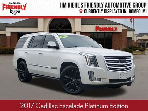 Used 2017 Cadillac Escalade Platinum image 1