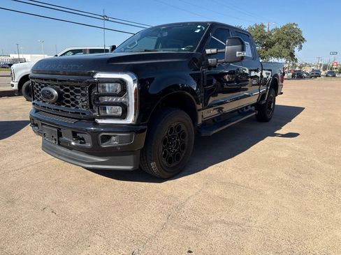 Used 2025 Ford F250 Lariat w/ Lariat Ultimate Package AWD/4WD image 3