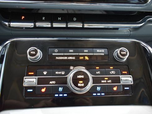 Used 2018 Lincoln Navigator Black Label w/ Cargo Package AWD/4WD image 23