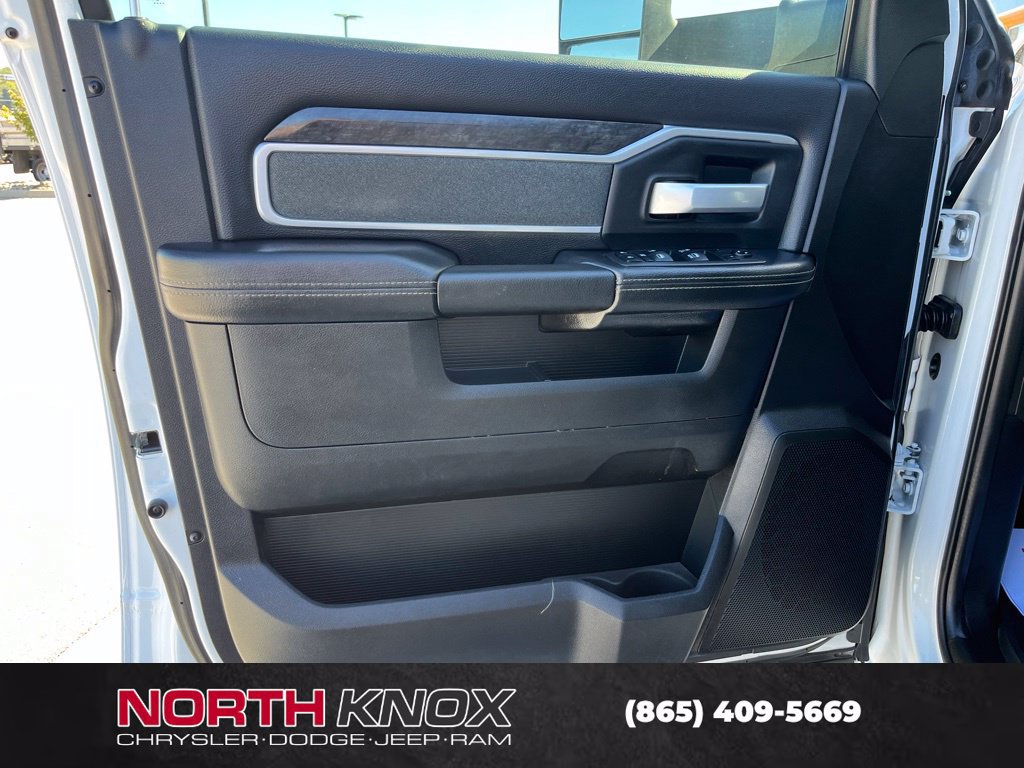 Used 2022 RAM 2500 Big Horn w/ Level C Equiment Group AWD/4WD image 6