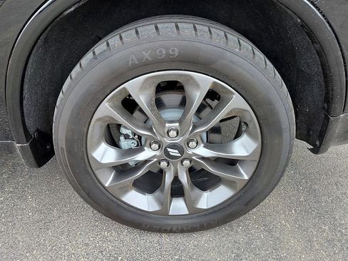 Used 2025 Dodge Durango GT AWD/4WD image 11