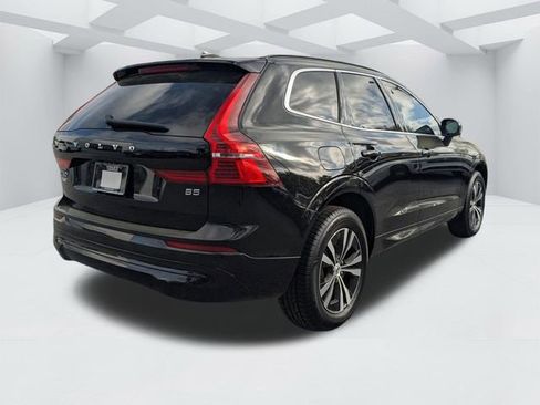 Used 2023 Volvo XC60 B5 Core FWD image 5