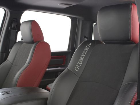 Used 2017 RAM 1500 Rebel w/ Luxury Group image 33