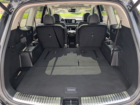 Certified 2025 Kia Telluride SX w/ SX Captain's Chair Package AWD/4WD image 18