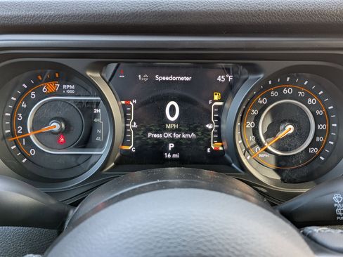 New 2026 Jeep Wrangler Unlimited Sport image 12