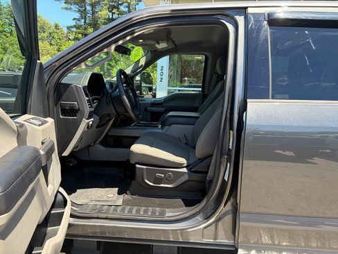 Used 2019 Ford F250 XLT w/ XLT Premium Package AWD/4WD image 24