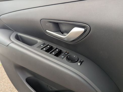 New 2026 Hyundai Tucson SE image 14