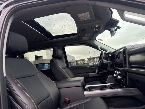 Used 2025 Ford F350 Lariat w/ FX4 Off-Road Package image 33