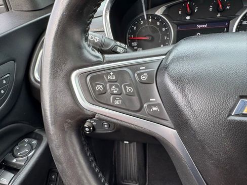 Used 2022 Chevrolet Equinox Premier image 21