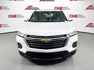 Used 2023 Chevrolet Traverse LT FWD video 2