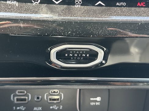 New 2026 Jeep Grand Cherokee L Limited AWD/4WD image 23