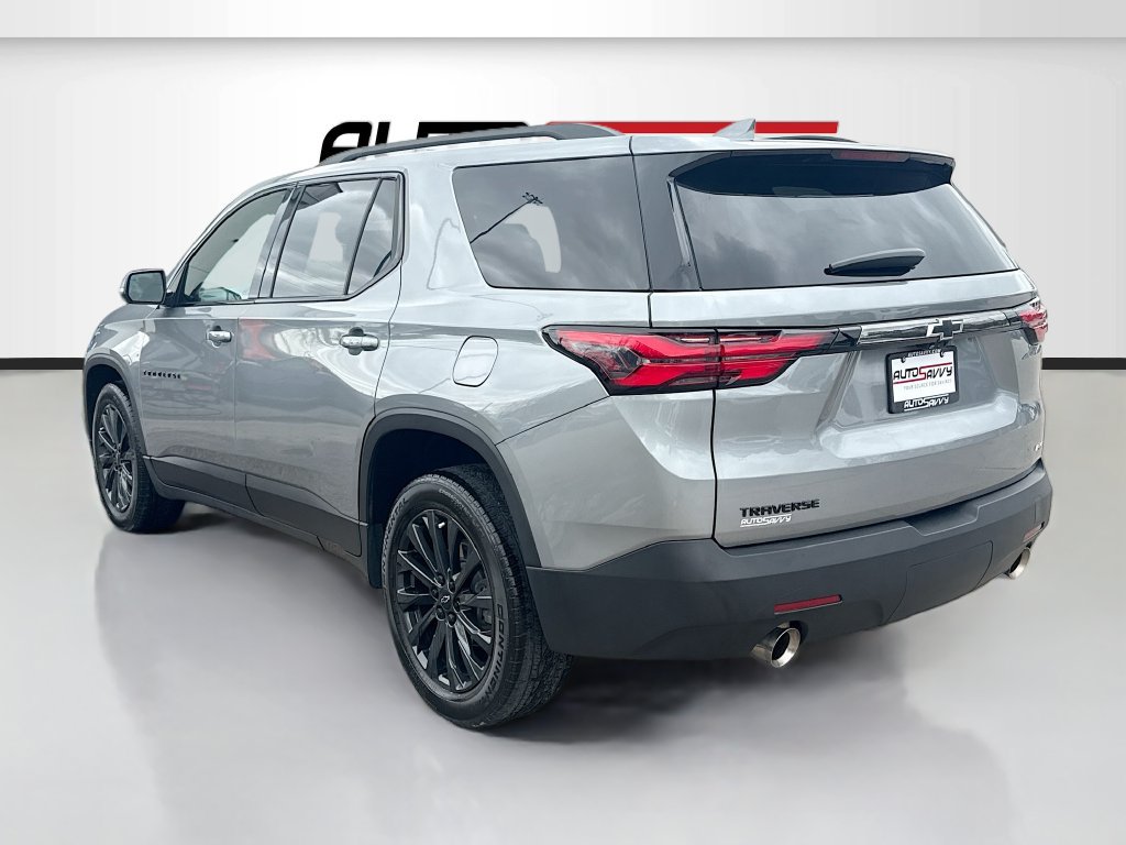Used 2023 Chevrolet Traverse RS FWD image 5