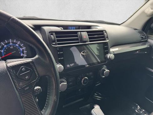 Used 2016 Toyota 4Runner Trail image 14