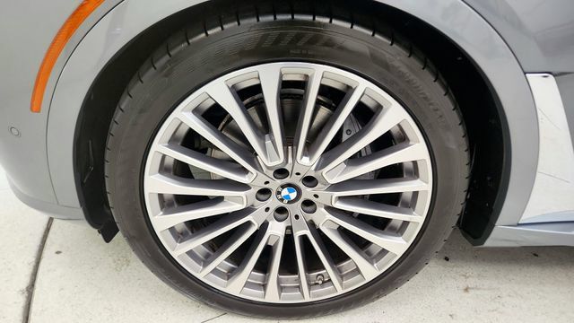 Used 2024 BMW X7 xDrive40i w/ Premium Package AWD/4WD image 77