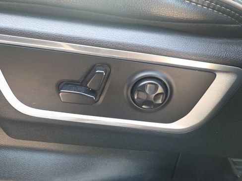 Used 2020 RAM 1500 Laramie w/ Sport Appearance Package AWD/4WD image 23