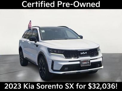 Used 2023 Kia Sorento SX