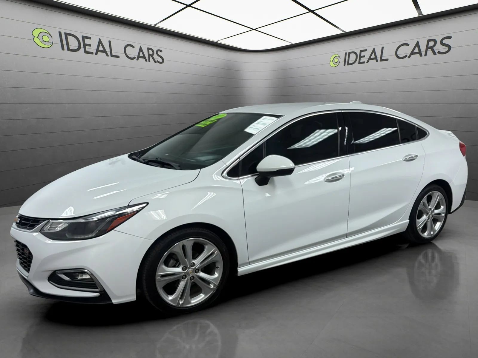 Used 2017 Chevrolet Cruze Premier w/ RS Package FWD image 1