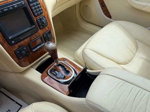 Used 2002 Mercedes-Benz S 500 image 11