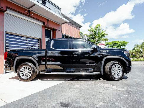 Used 2022 GMC Sierra 1500 Denali image 6