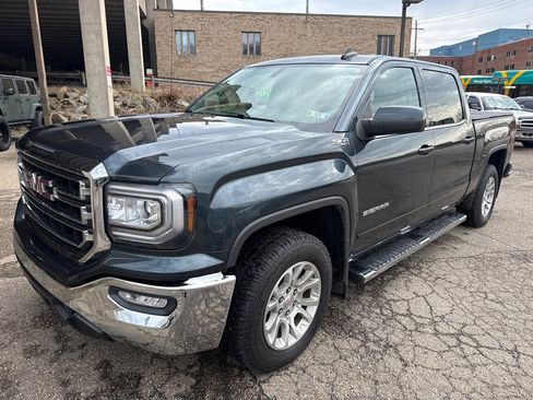 Used 2018 GMC Sierra 1500 SLE w/ SLE Value Package image 1