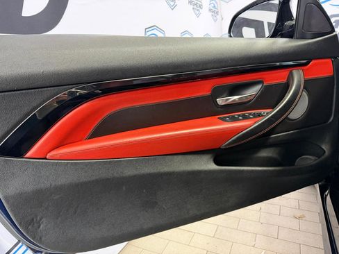 Used 2015 BMW M4 Convertible w/ Executive Package image 11