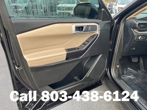 Used 2020 Ford Explorer XLT w/ Equipment Group 202A image 5