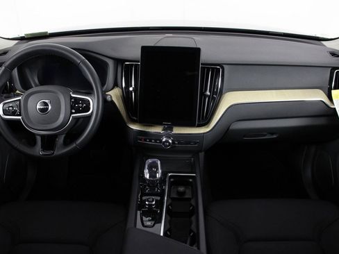 Certified 2026 Volvo XC60 B5 Plus AWD/4WD image 7