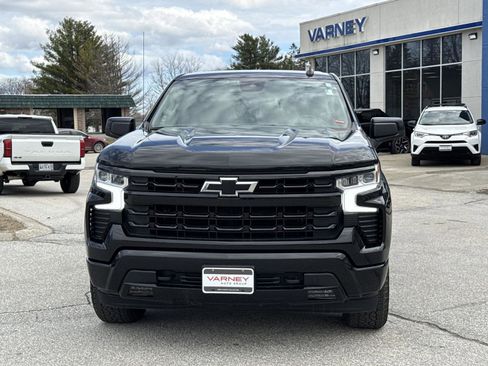 Used 2023 Chevrolet Silverado 1500 RST image 2