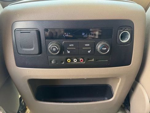 Used 2016 GMC Yukon SLT w/ Open Road Package RWD image 25