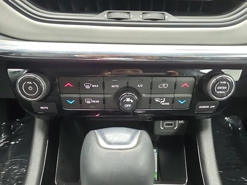 Used 2022 Jeep Compass Limited AWD/4WD image 36