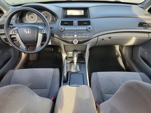 Used 2010 Honda Accord LX image 9