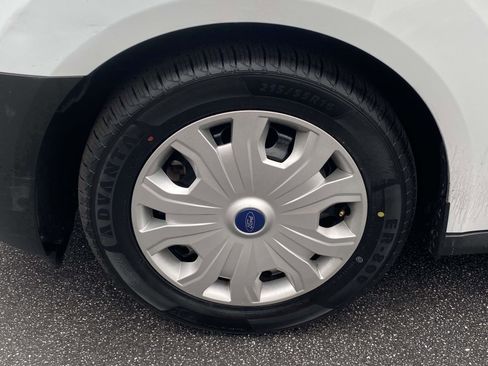 Used 2022 Ford Transit Connect XL image 14