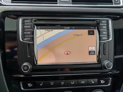 Used 2017 Volkswagen Jetta GLI FWD image 35